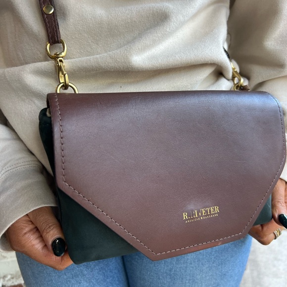 R. Riveter Crossbody, Wristlets, and Wallet - Picture 7 of 8